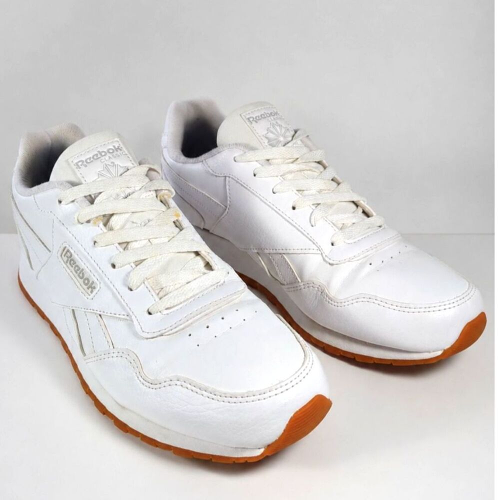 Reebok Classic Leather Women's Size 10 White Gum Sole Casual Sneakers
